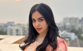 Read more about the article Adah Sharma Boigraphy