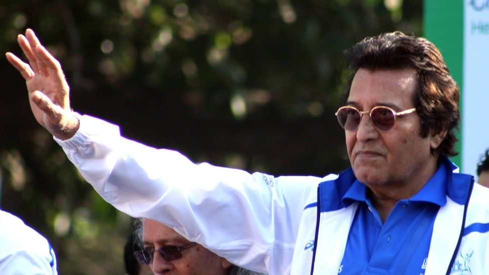 Read more about the article Vinod Khanna Biography